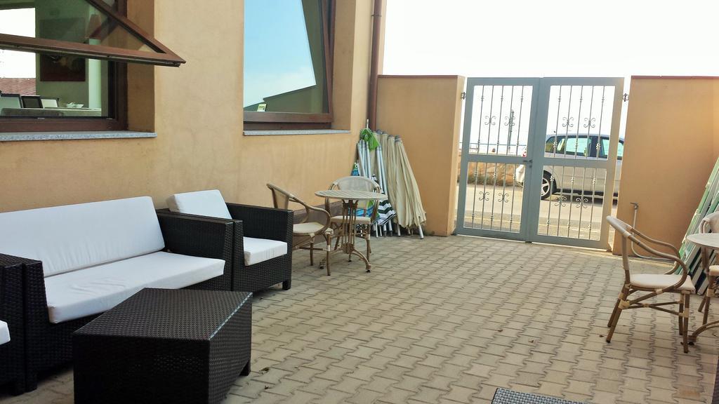 Buddi Hotel Platamona Exterior photo