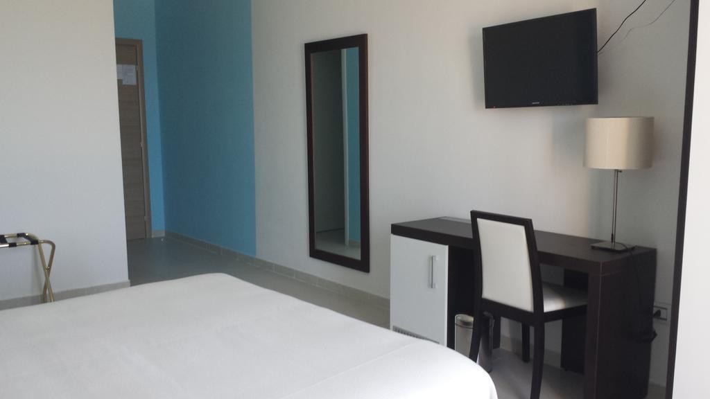 Buddi Hotel Platamona Exterior photo