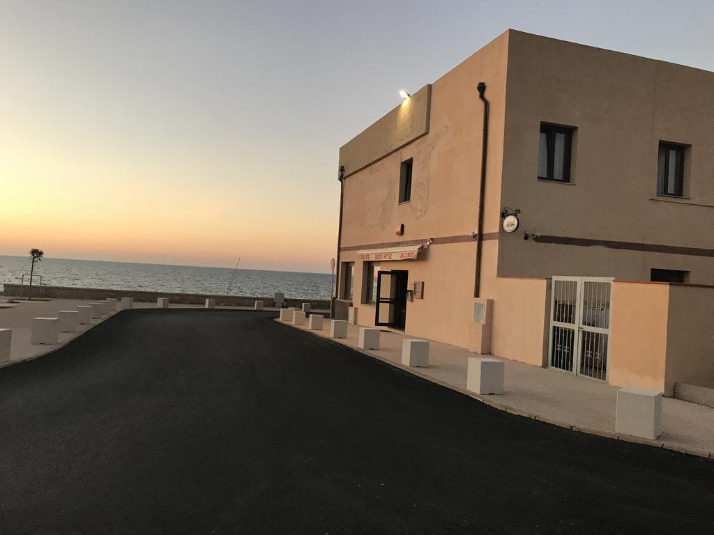 Buddi Hotel Platamona Exterior photo