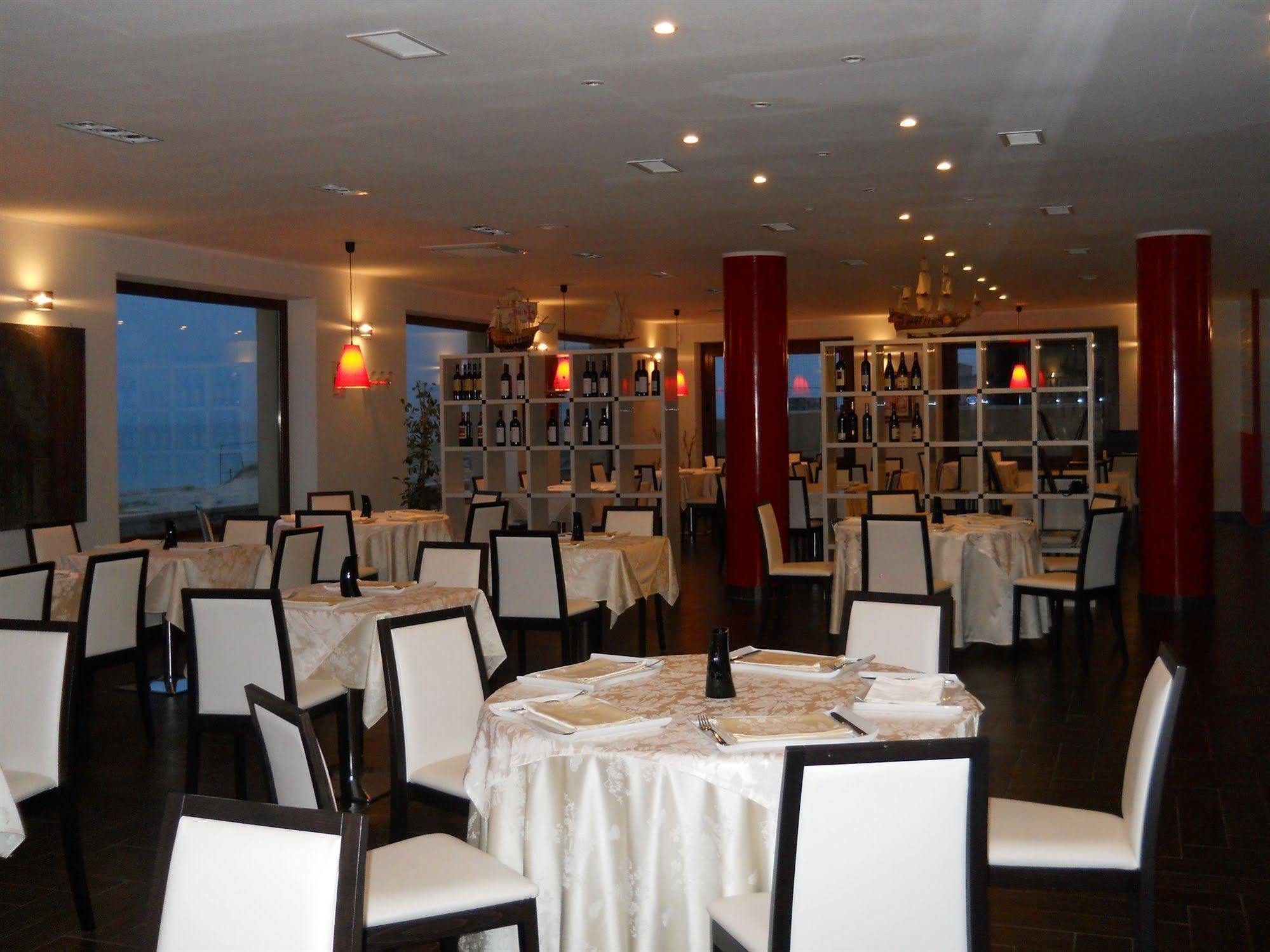 Buddi Hotel Platamona Exterior photo