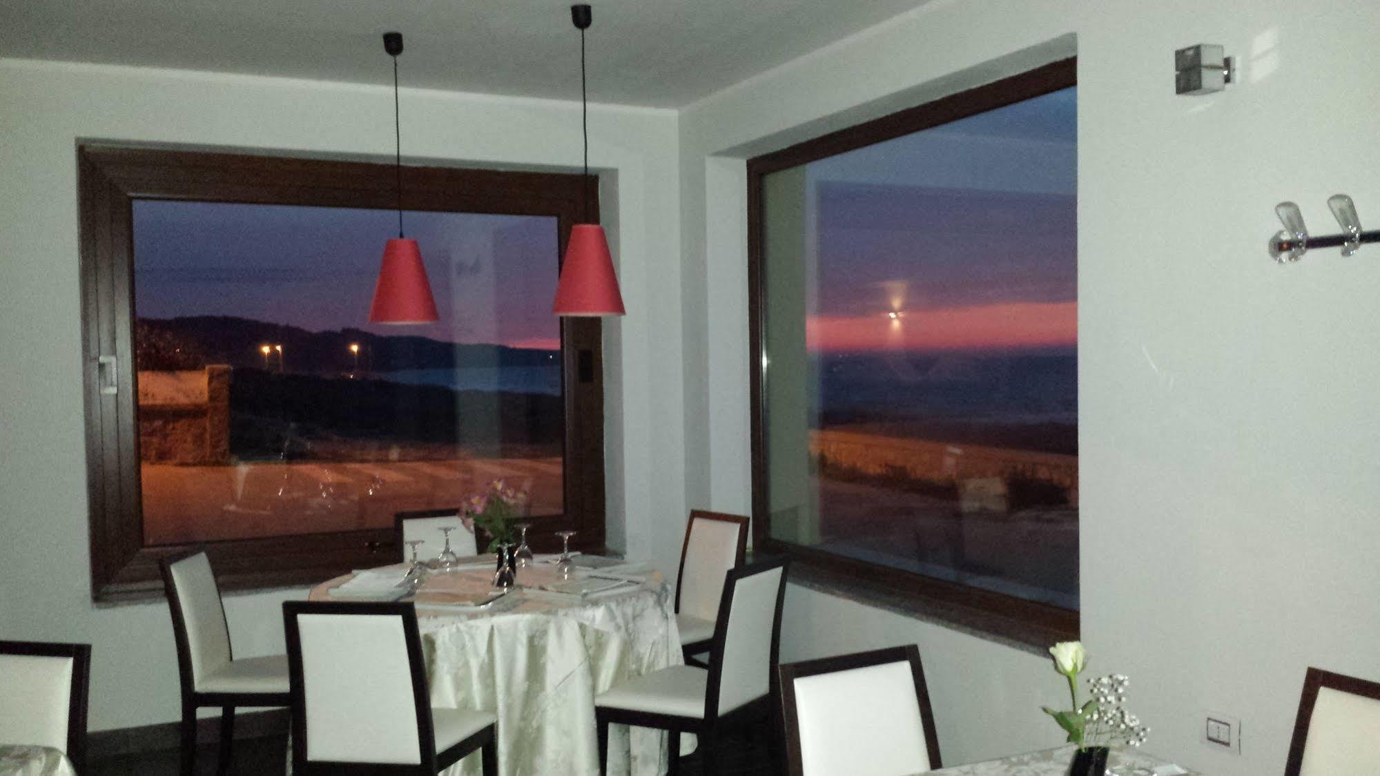 Buddi Hotel Platamona Exterior photo